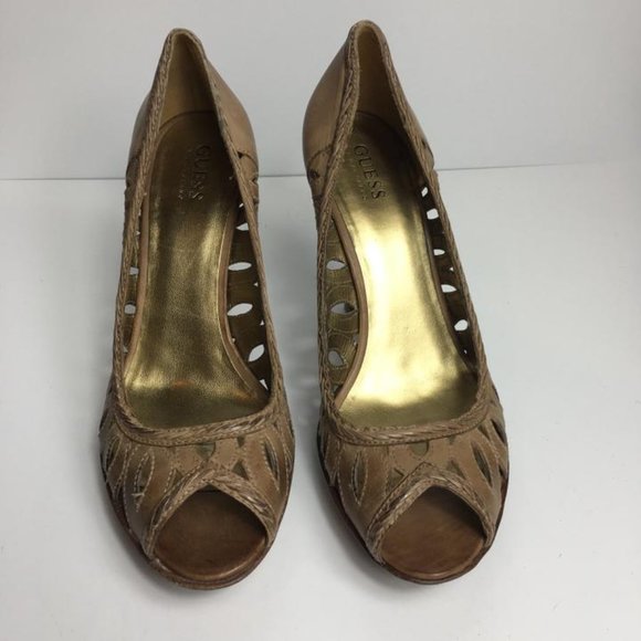 Guess By Marciano Natural Raise Pumps - Picture 8 of 10